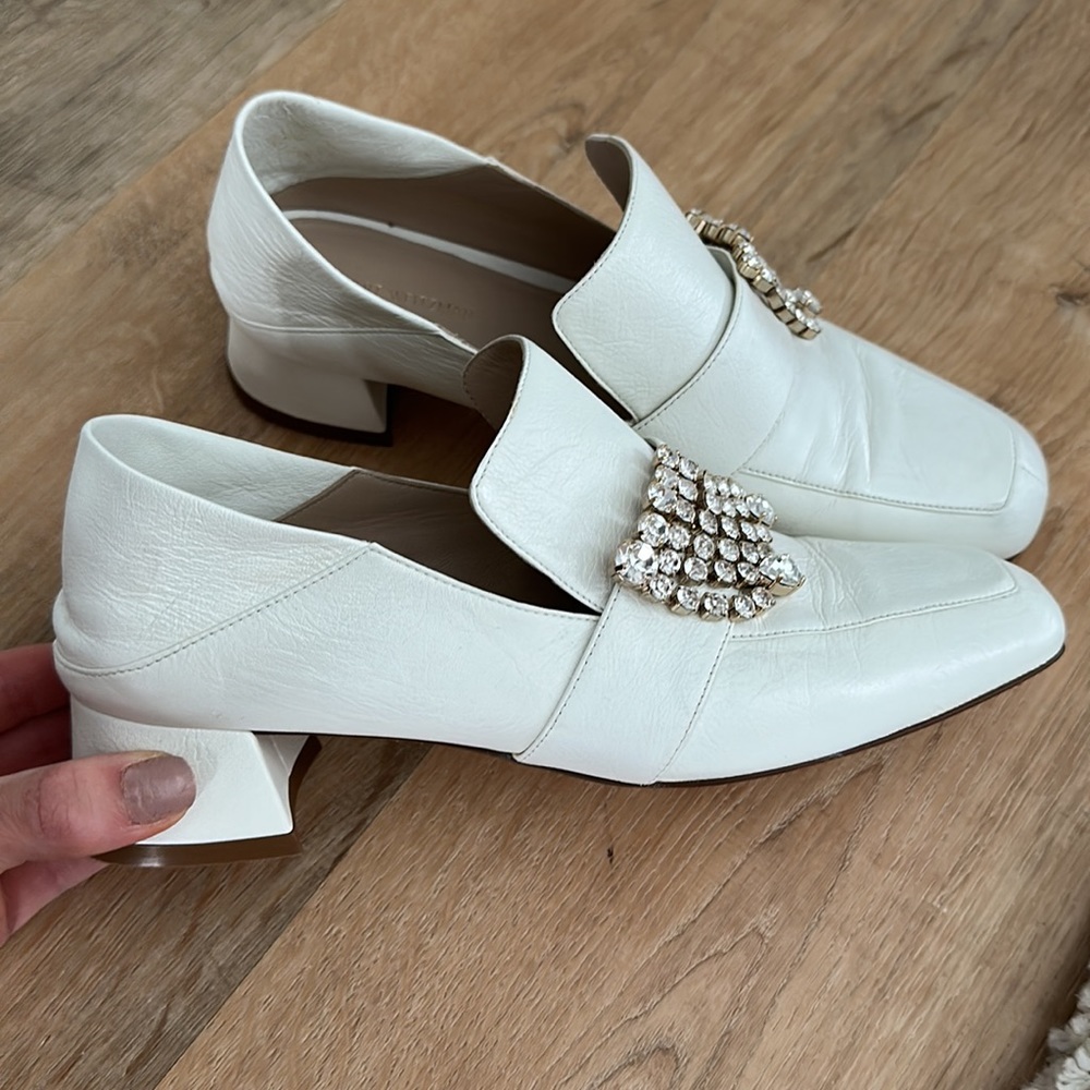 Stunning White Stuart Weitzman Leather Loafers